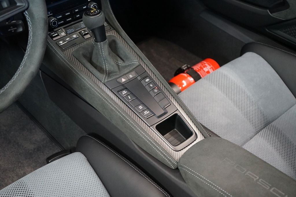 Porsche Boxster 2024