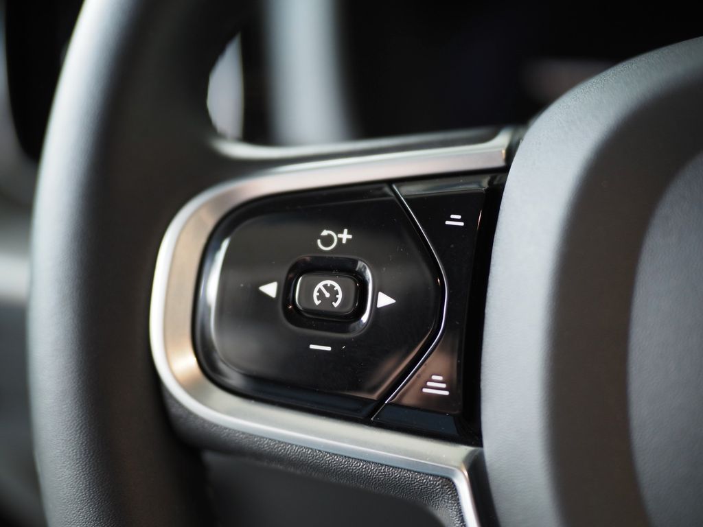 Volvo XC60 2022