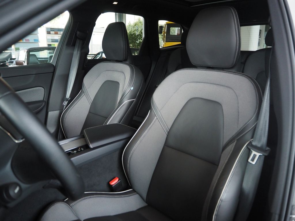 Volvo XC60 2022