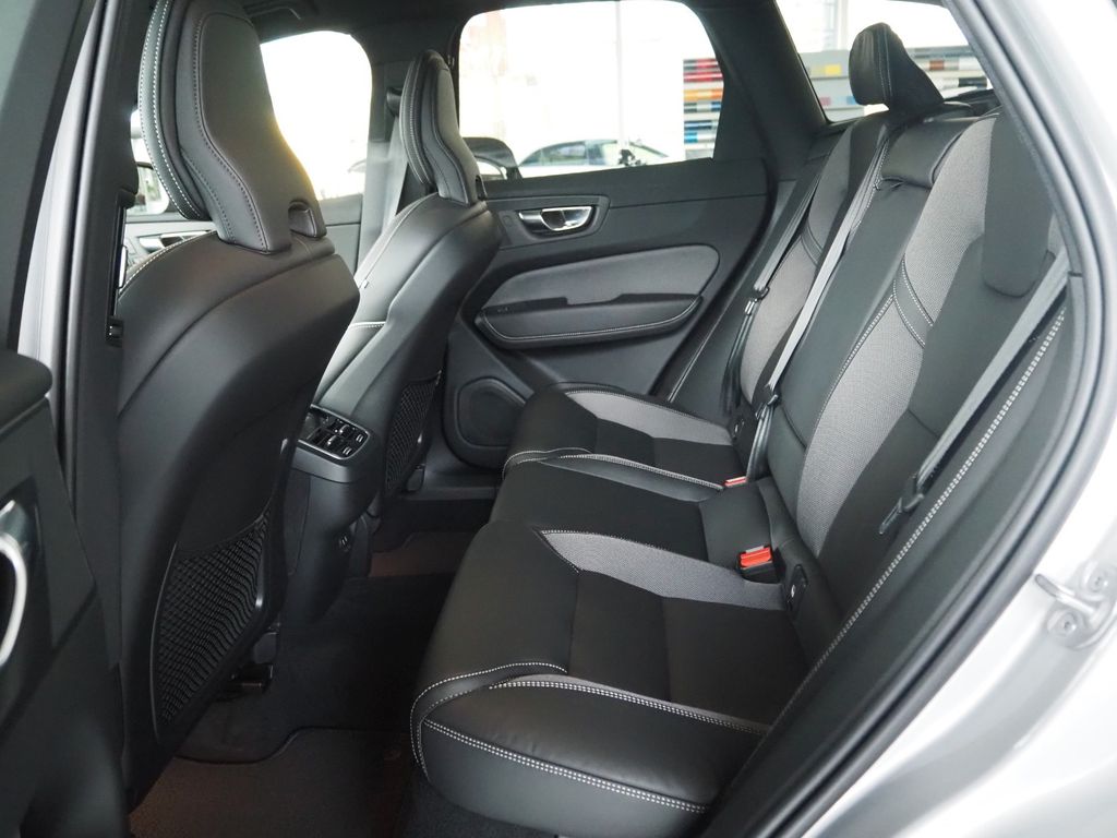 Volvo XC60 2022