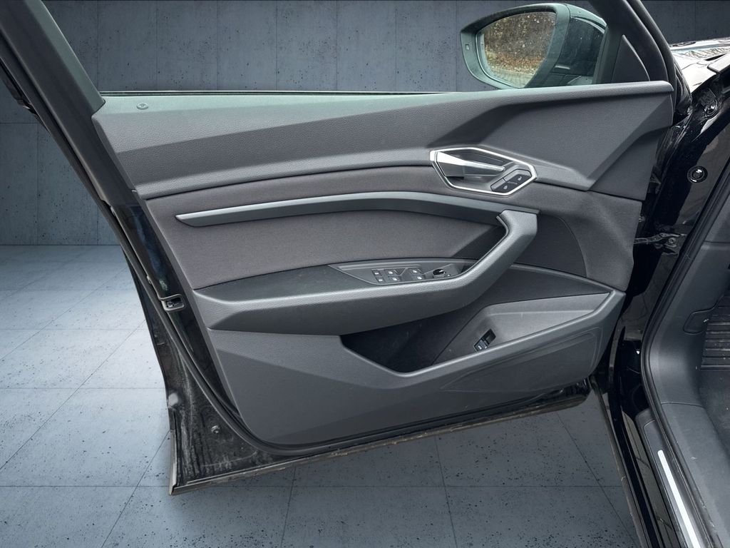 Audi e-tron 2022