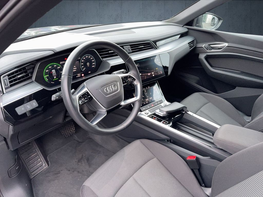 Audi e-tron 2022