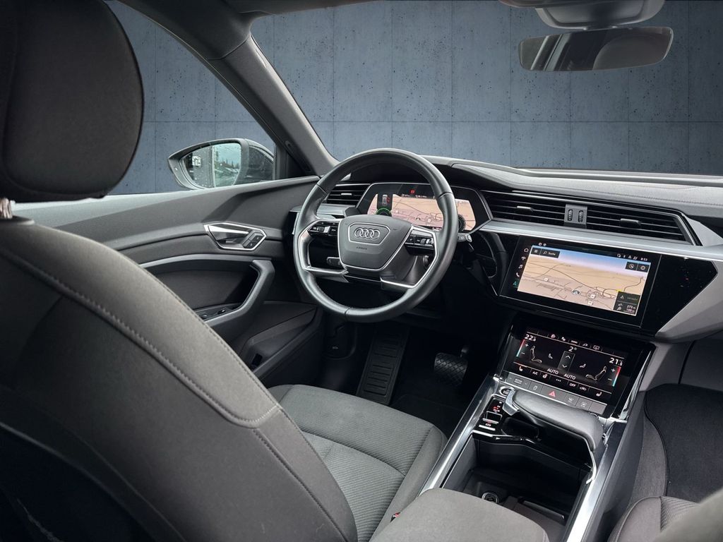 Audi e-tron 2022