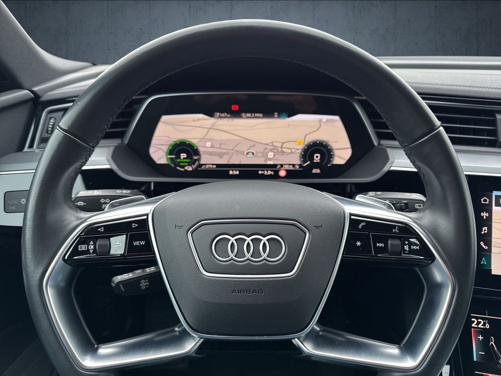 Audi e-tron 2022