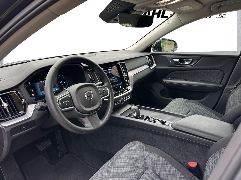 Volvo S60 2024
