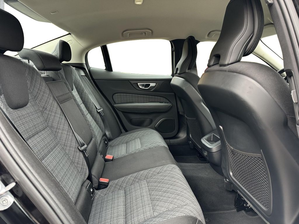 Volvo S60 2024