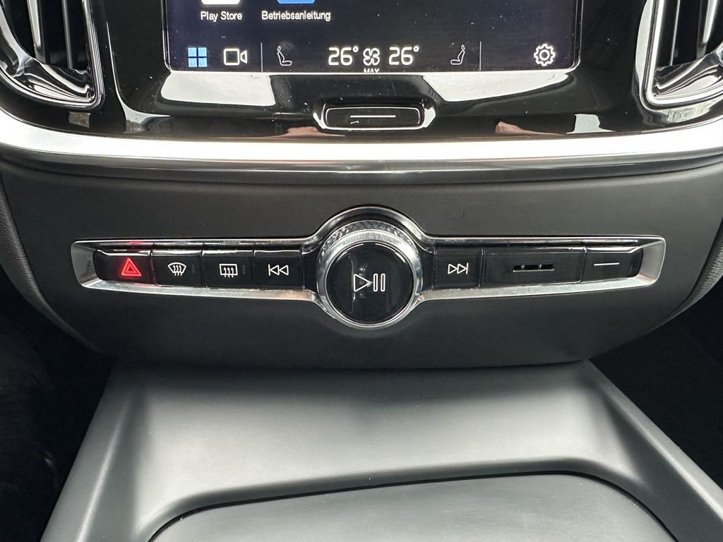 Volvo S60 2024