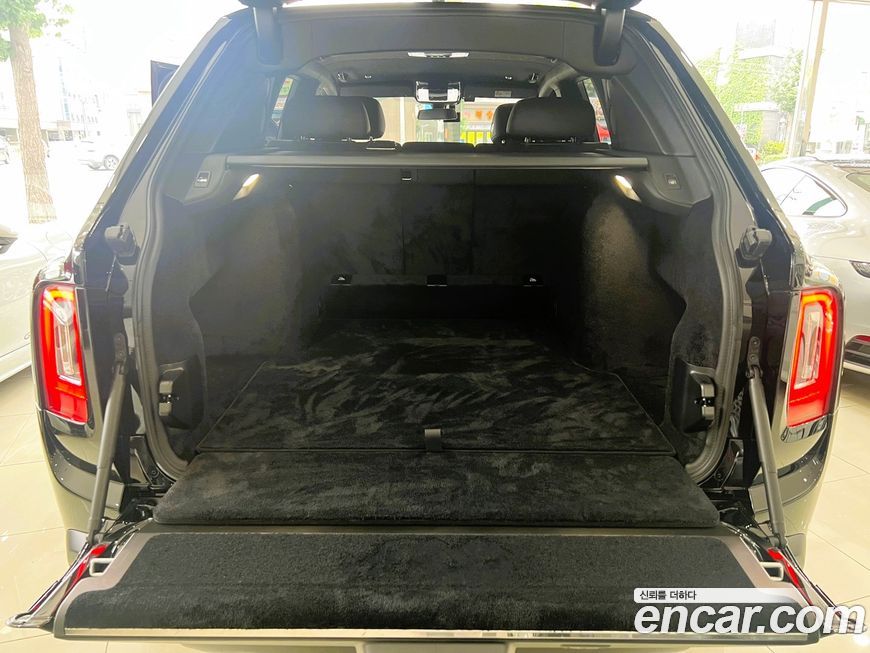 Rolls-Royce Cullinan 2023