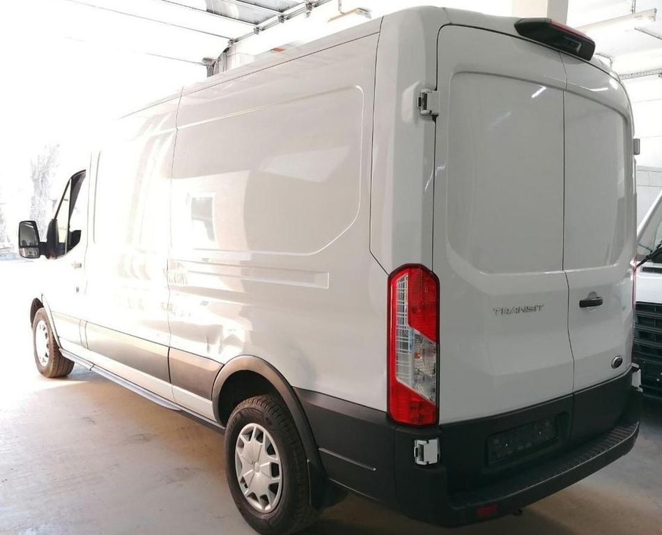 Ford Transit 2023