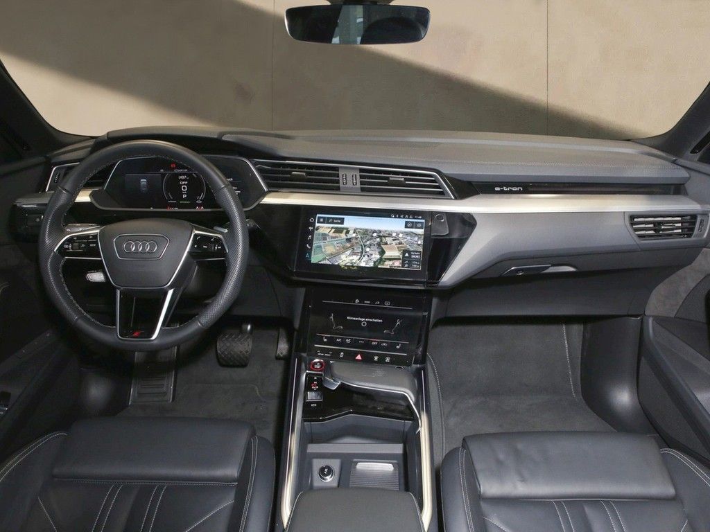 Audi e-tron 2022
