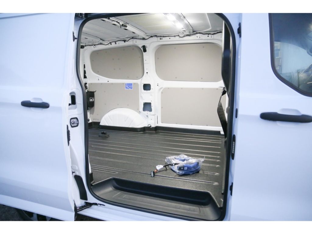 Ford Transit Custom 2025