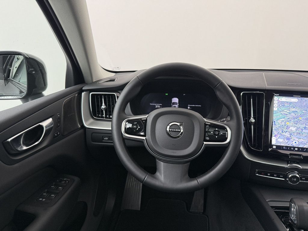 Volvo XC60 2025