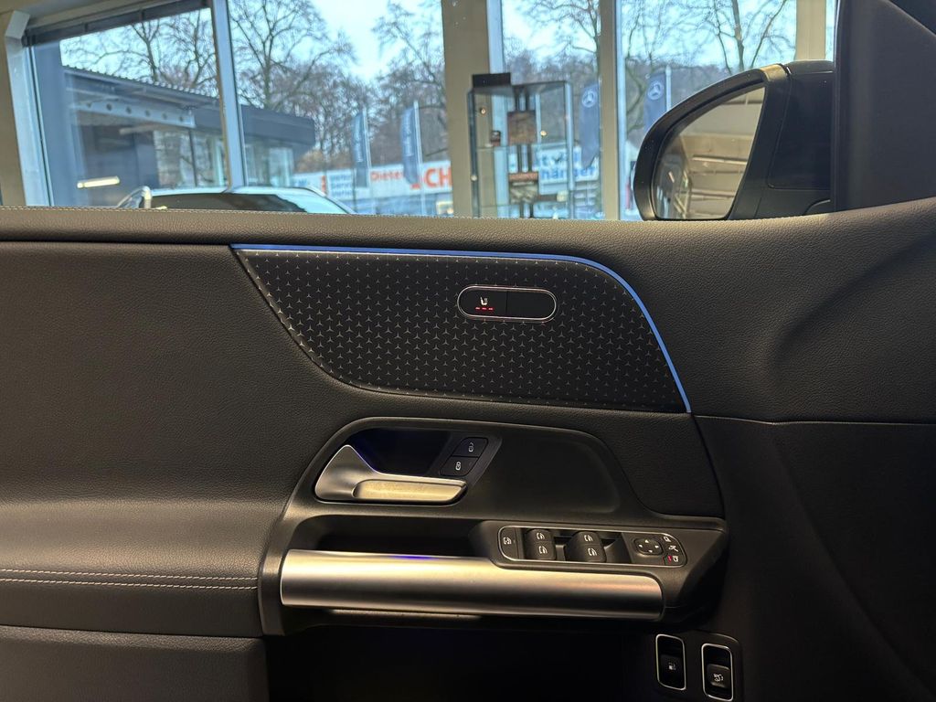 Mercedes-Benz B 250 2025