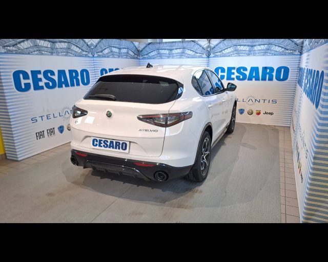 Alfa Romeo Stelvio 2024