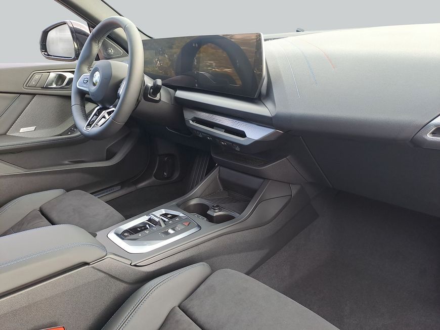 BMW 223 Gran Coupé