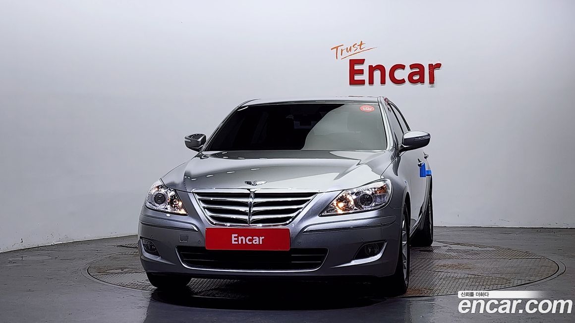 Hyundai Genesis 2010