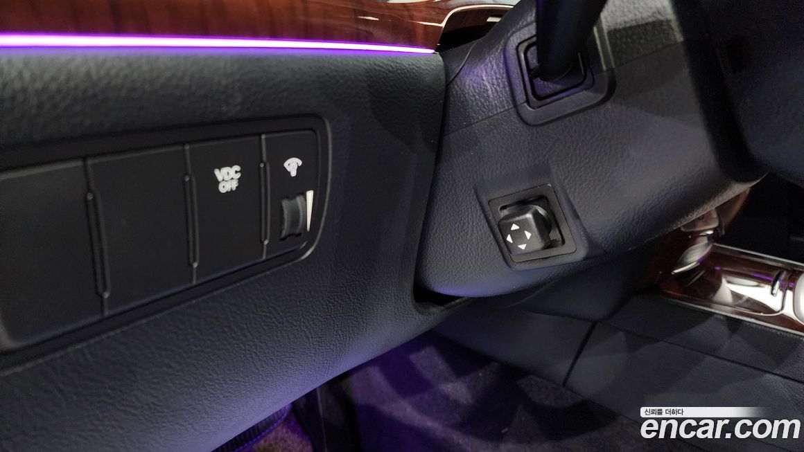 Hyundai Genesis 2010