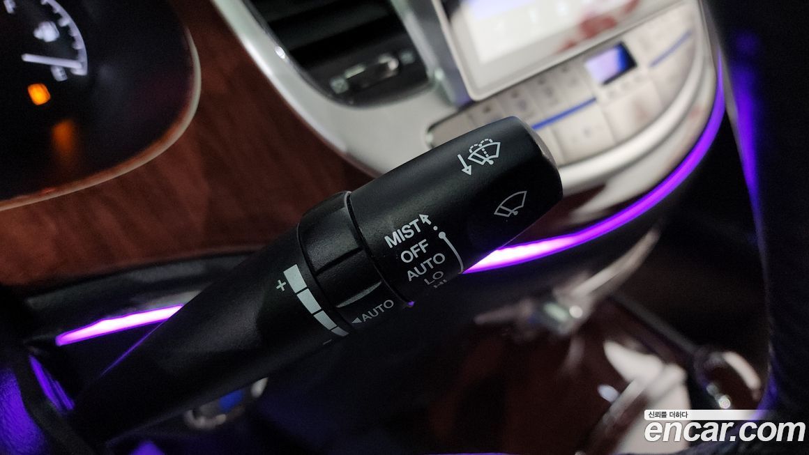 Hyundai Genesis 2010