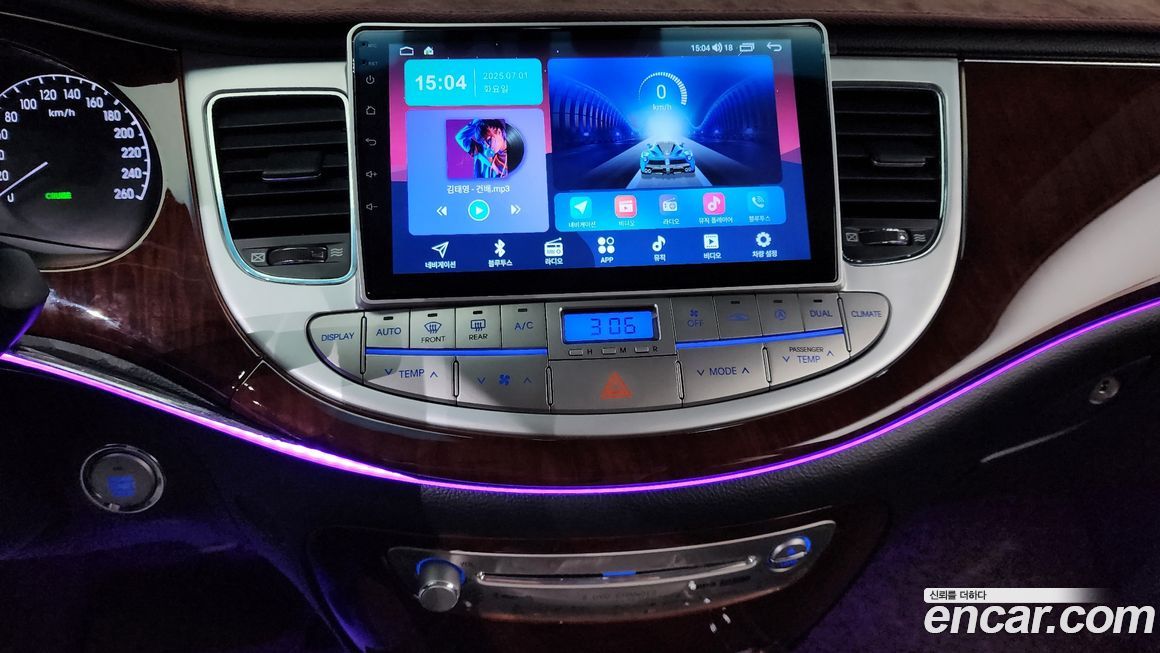 Hyundai Genesis 2010