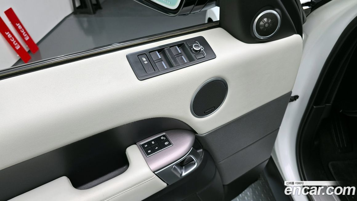 Land Rover Range Rover Sport 2016