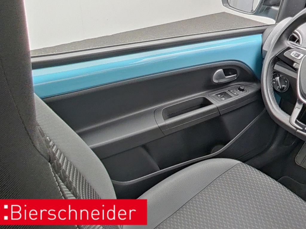Volkswagen up! 2022