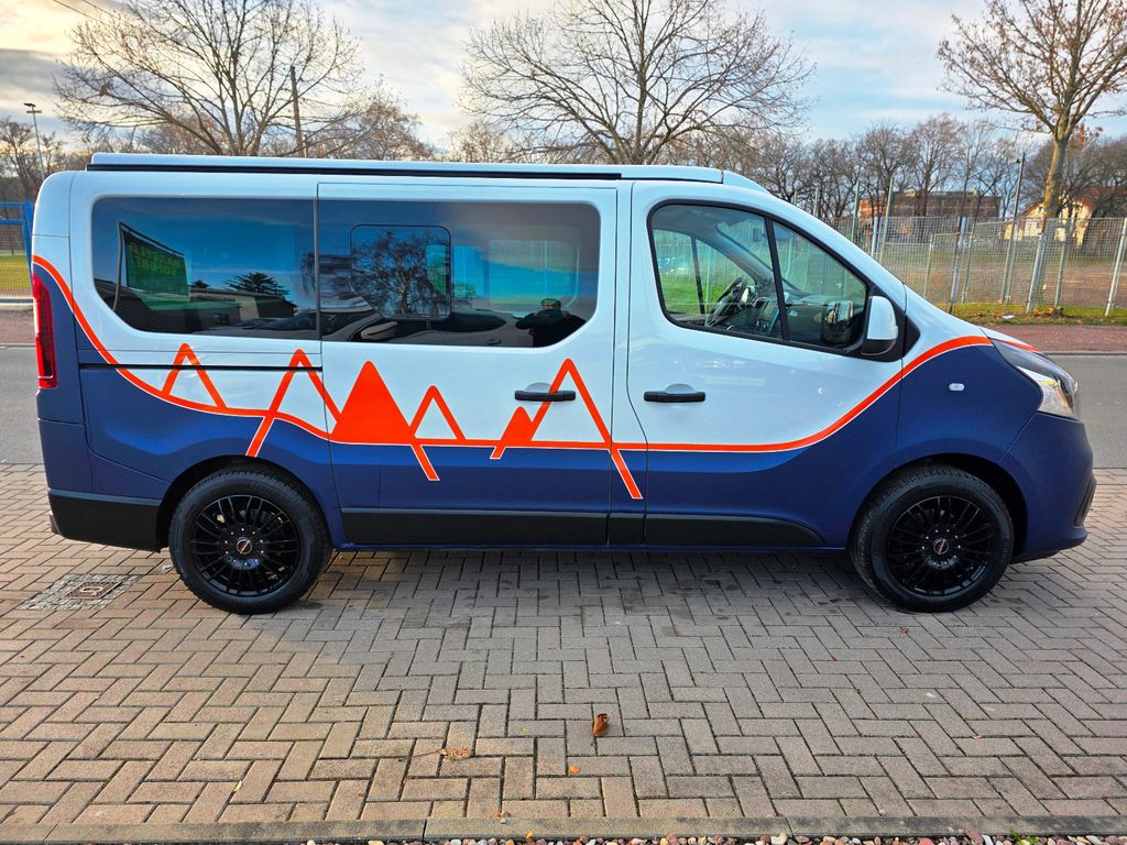 Nissan NV300 2021