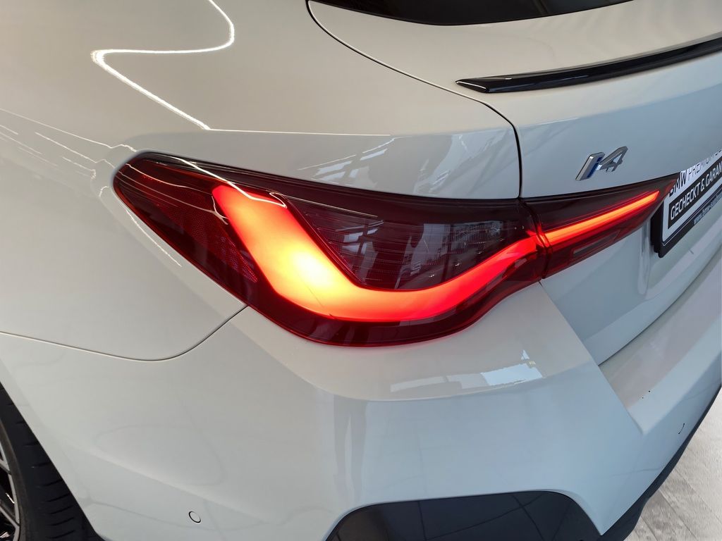 BMW i4 2023