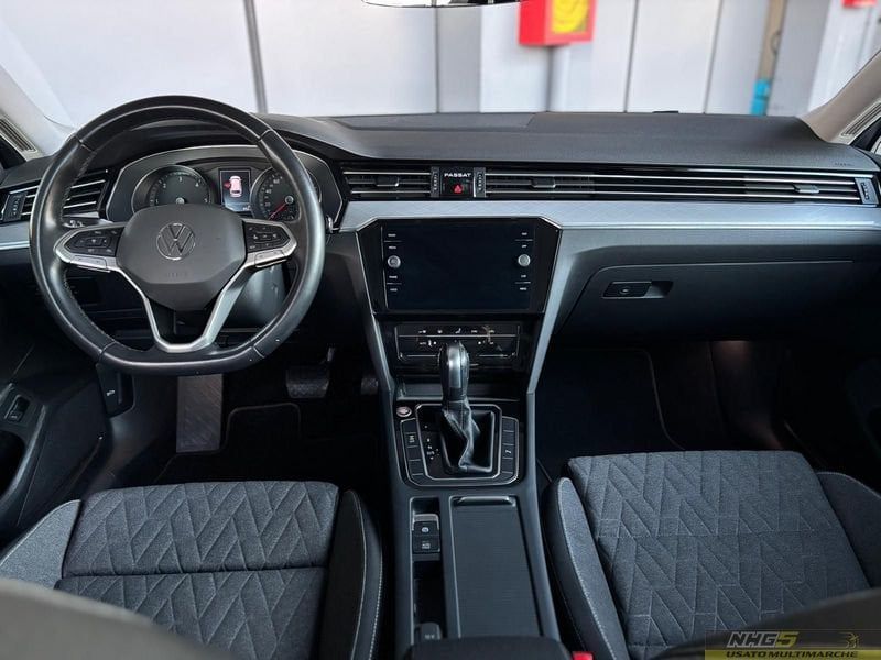 Volkswagen Passat 2023