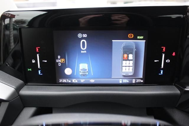 Ford Tourneo Custom 2025
