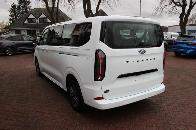 Ford Tourneo Custom 2025