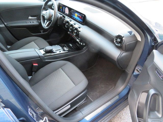 Mercedes-Benz A 180 2022