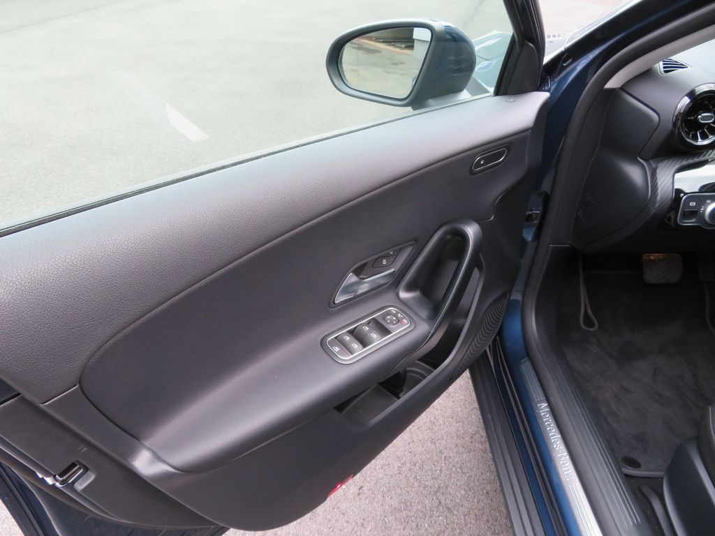 Mercedes-Benz A 180 2022