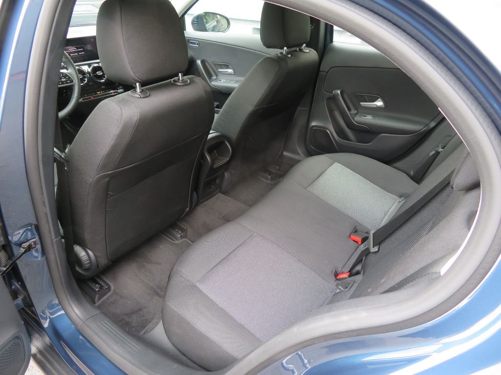 Mercedes-Benz A 180 2022