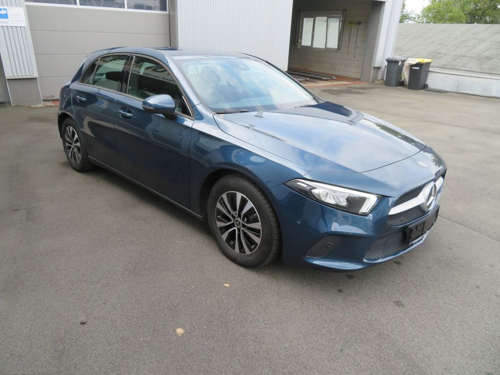 Mercedes-Benz A 180 2022