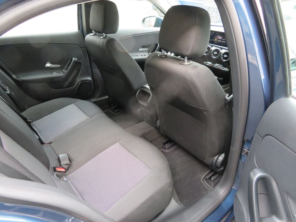 Mercedes-Benz A 180 2022