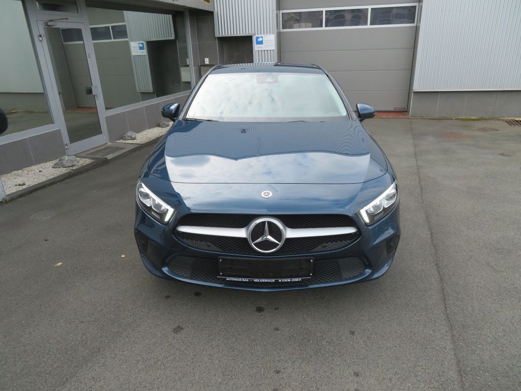 Mercedes-Benz A 180 2022
