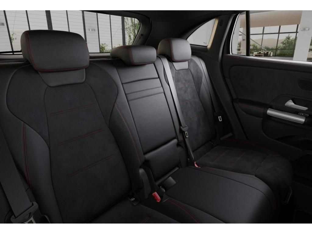 Mercedes-Benz GLA 220 2024