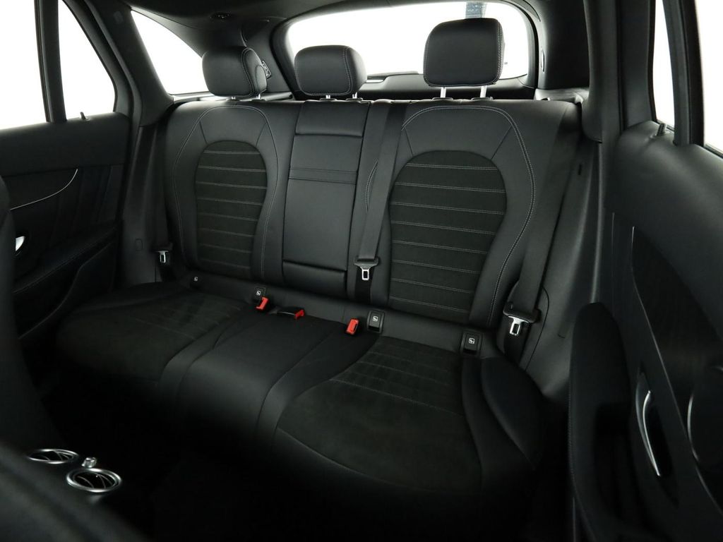 Mercedes-Benz GLC 300 2022