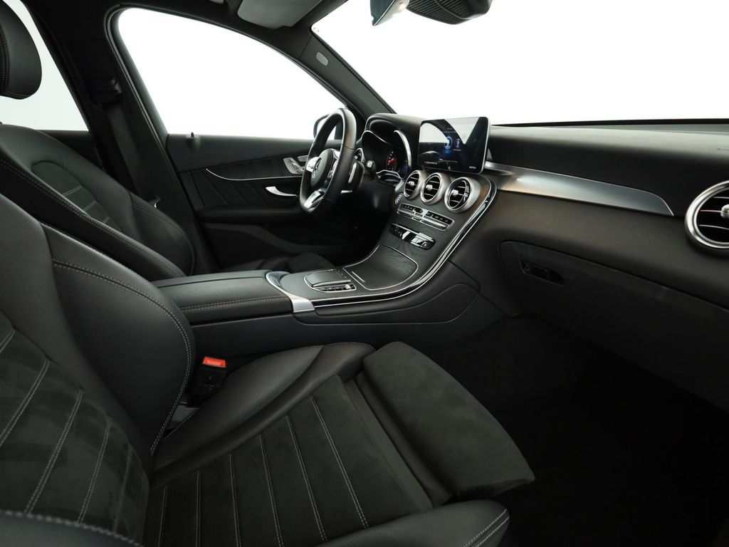 Mercedes-Benz GLC 300 2022