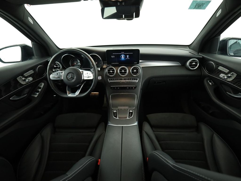 Mercedes-Benz GLC 300 2022