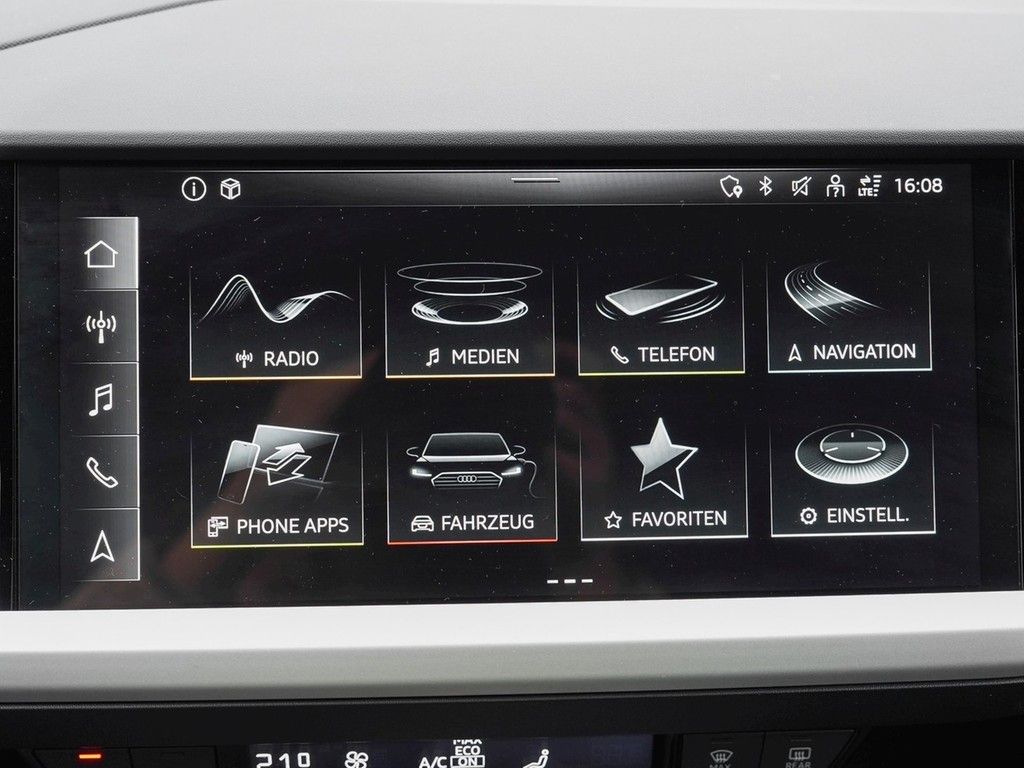 Audi Q4 2022