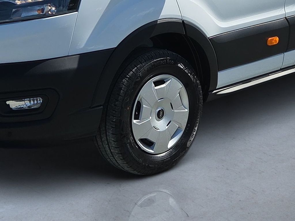 Ford Transit 2025