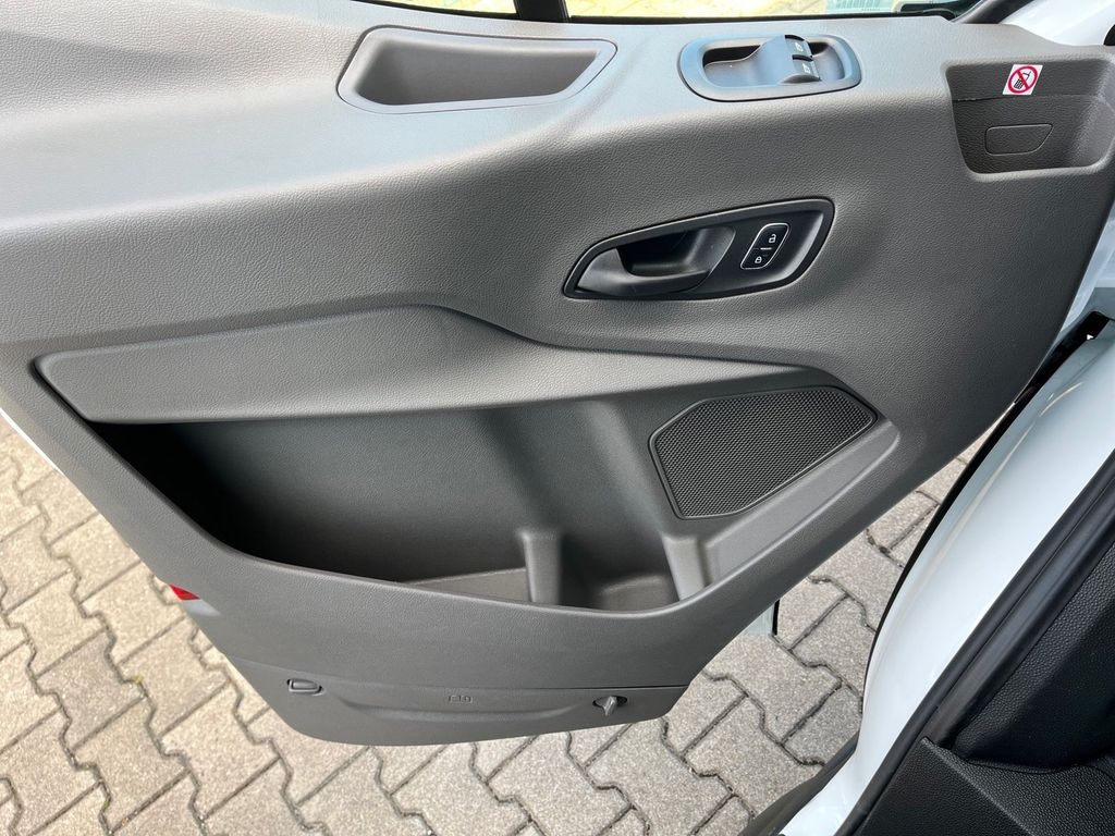 Ford Transit 2025
