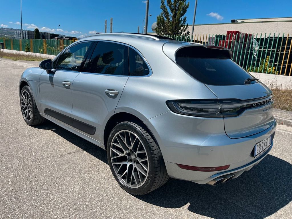 Porsche Macan 2020