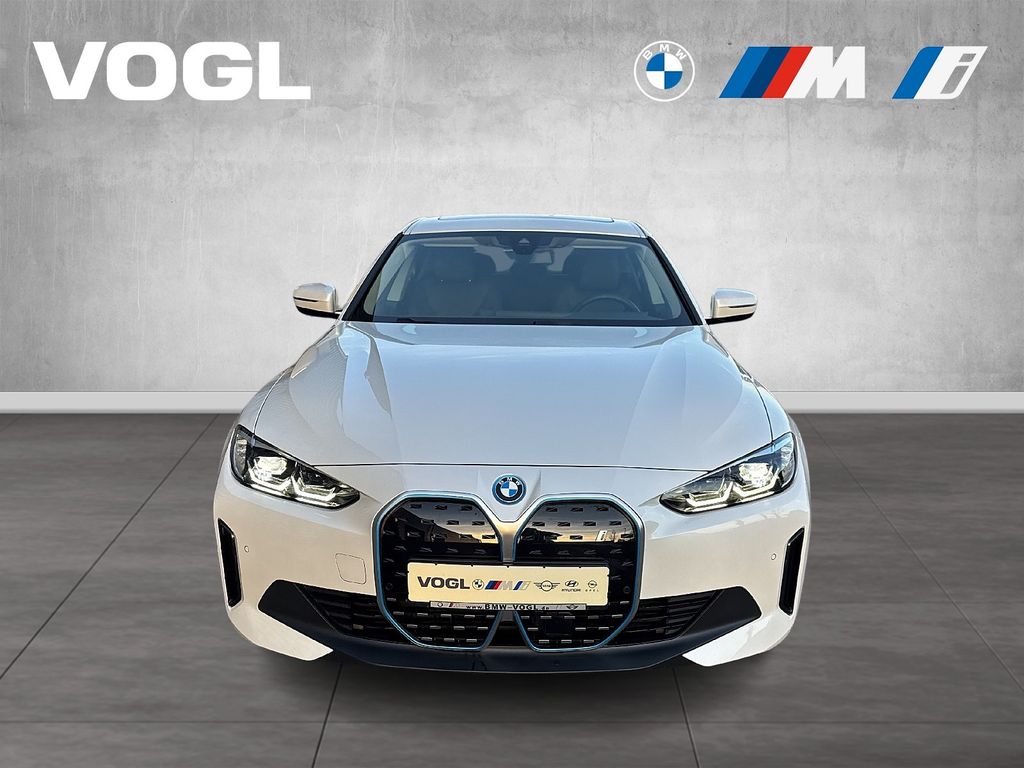 BMW i4 2023