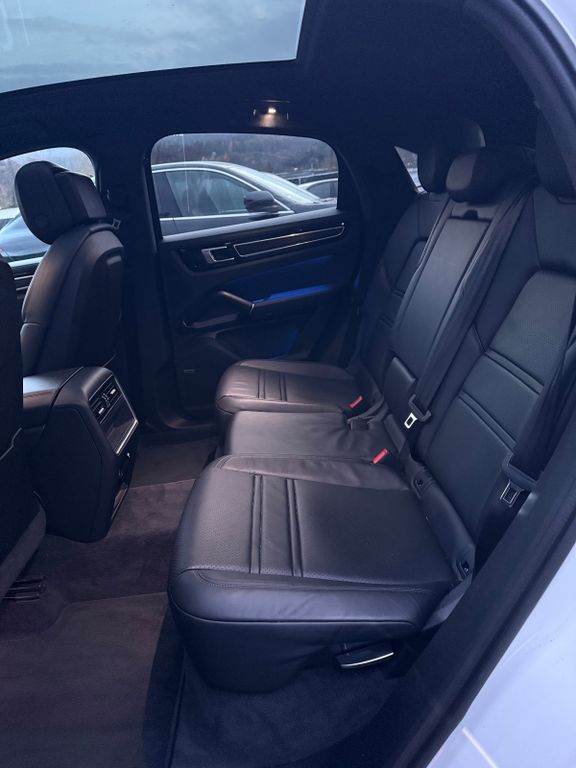 Porsche Cayenne 2020