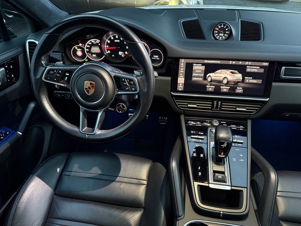 Porsche Cayenne 2020