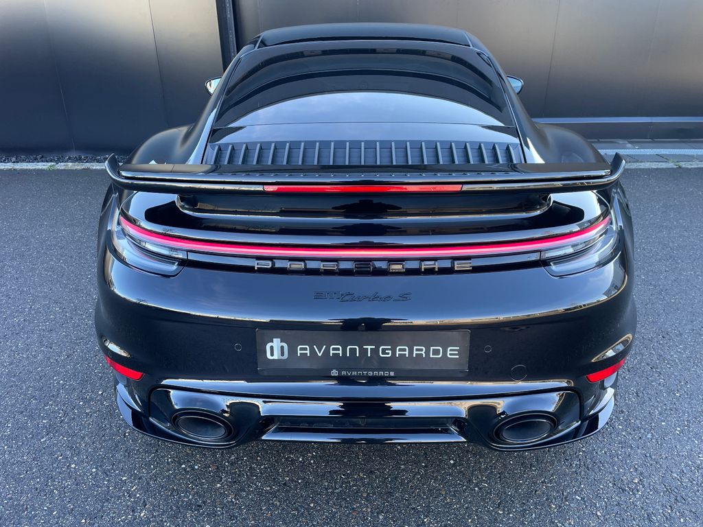 Porsche 992 2024