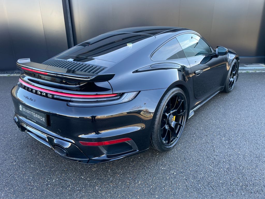 Porsche 992 2024