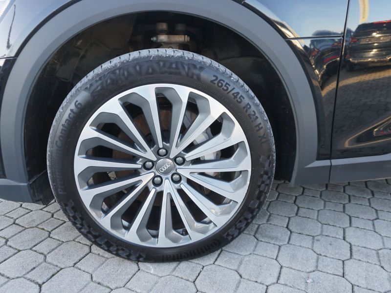 Audi e-tron 2020